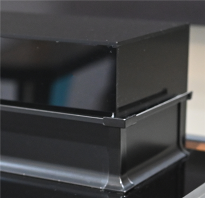 Tấm ốp chân tường bằng thép không gỉ để trang trí nhà cửa